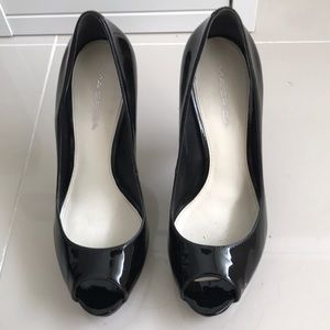 Via Spiga Size 9 (W), Black Heels Pumps BRAND NEW